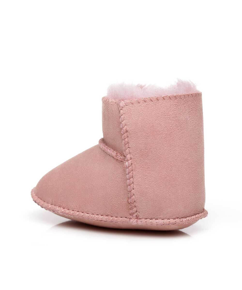 Coffret cadeau bonnet et chaussons bébé UGG